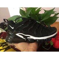 NIKE AIR MAX PLUS(ĐEN)