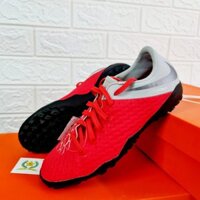 NIKE HYPERVENOM PHANTOMX III ACADEMY TF- RED/ METALLIC COOL GREY/ BLACK AJ3815-600