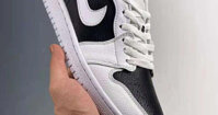 Nike Jordan 1 Low Panda