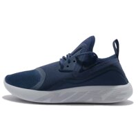 Nike Men's Lunarcharge Essential Ankle-High Running Shoe