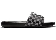 NIKE Victori One Slide Just Do It Checkerboard