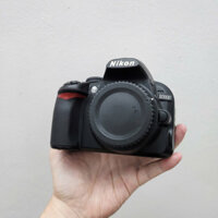 Nikon D3100 & D3300 & D7000 & 17-50 F2.8 & 18-55 VR & 18-105 VR & 50 F1.8D