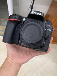 Nikon D7200 & 17-50 F2.8 & 18-35 F1.8 ART & 18-270 F3.5 VC