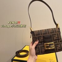 NINT FENDI bag women's bag early spring retro high-value socialite vintage small square stick bag fashion all-match