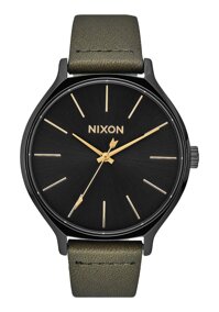 Nixon Clique Leather