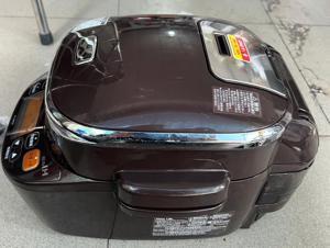 Nồi áp suất điện Zojirushi EL-MA30
