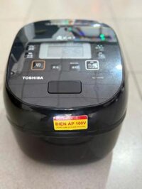 Nồi cơm điện cao tần hút chân không Toshiba RC-10VRR  1.0 lít date 2022 đẹp