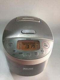 Nồi cơm điện cao tần IH SANYO ECJ-LG10  có áp suất mới 95%