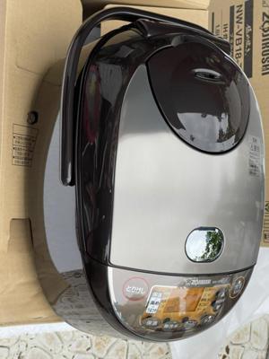 Nồi cơm điện cao tần IH Zojirushi NW-VB18-TA