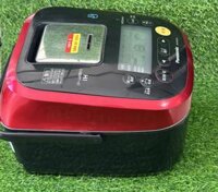 Nồi cơm điện cao tần PANASONIC SR-SPX103 1lit áp suất 2 bi cốc nước bù ẩm 200 độ C