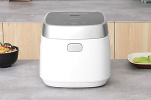 Nồi cơm điện cao tần Panasonic SR-HNS151WRA, 1.5 lít