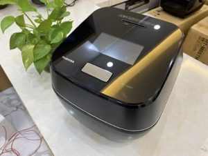 Nồi cơm điện cao tần Toshiba 1 lít RC-10ZWT