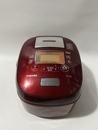 Nồi cơm điện cao tần TOSHIBA RC-10VRJ 1lit hút chân không mới 95%