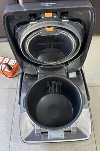 Nồi Cơm Điện cao tần Zojirushi NW-KA18 1LIT8 date 2018 (tách đường)