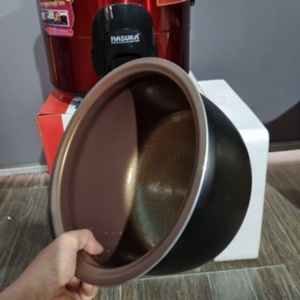 Nồi cơm điện Hasuka HSK823