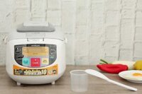 Nồi cơm điện Hitachi RZ-D10XFY