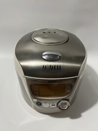 Nồi Cơm Điện nội địa nhật  Sanyo - 1L áp suất Mới 95%