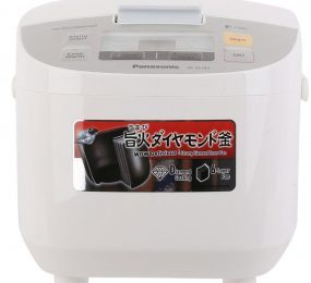Nồi cơm điện Panasonic SR-ZE105 (PANC-SR-ZE105WRAM/ SR-ZE105WRA)