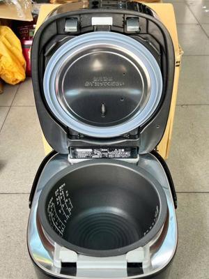 Nồi cơm điện Toshiba RC-10VSP - 1L