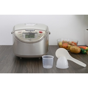 Nồi cơm điện Toshiba RC18RHW (RC-18RHW) - Nồi điện tử,1.8L