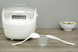 Nồi cơm điện tử Panasonic SR-CP188NRAM - 1.8 lít