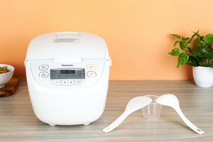 Nồi cơm điện tử Panasonic SR-CL188WRAM - 1.8 lít