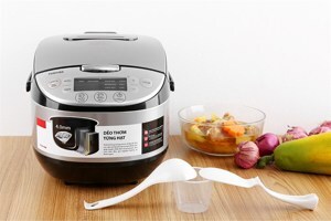Nồi cơm điện tử Toshiba RC-18DR2PV(K) - 1.8 lít