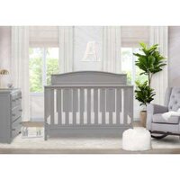 Nôi cũi em bé Emery sản xuất châu âu được làm từ Gỗ Thông Newzeland, veneer sồi và MDF