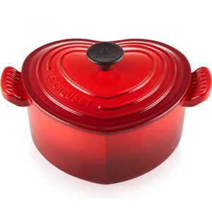 Nồi gang LeCreuset Heart Casserole Cerise 20cm