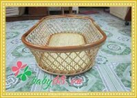 Nôi mây đặt võng giúp bé không bị cong lưng