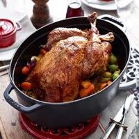 NỒI STAUB-COCOTTE BLACK 27CM OVAL