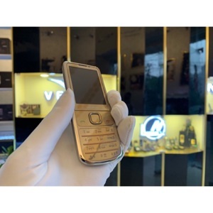 Nokia 6700 Gold