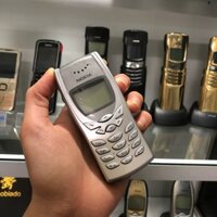 Nokia 8250