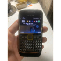 Nokia e71.