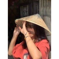 Nón lá tre thưa chụp ảnh đẹp