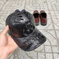 Nón mũ lưỡi trai Da cá sấu. Thiết kế đặc biệt may kết hợp 4 bàn tay có móng