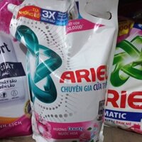 Nước giặt Ariel cửa trên 3,8kg hương downy