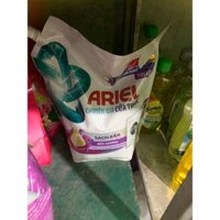 Nước giặt Ariel cửa trước Hương nắng sớm 3.2kg( Mẫu mới)