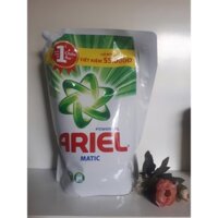 Nước giặt ARIEL đậm đặc túi 2.4 kg