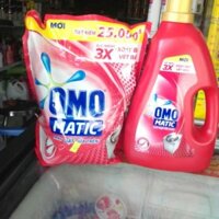 Nước giặt omo matic cửa trên túi và chai 2,7kg