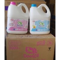 Nước giặt xả quần áo em bé 2in1 Docilee Thái Lan can 3L(hàng có tem cty Đại Thịnh)