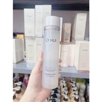 Nước hoa hồng dưỡng trắng da Ohui Extreme White Skin Softener cải thiện làn da tối màu (150ml)