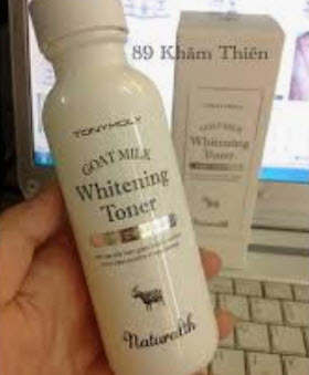 Nước hoa hồng dưỡng trắng Tonymoly Naturalth Goat Milk Whitening Toner 150ml
