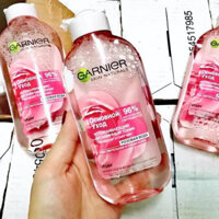 Nước Hoa Hồng Garnier Skin Active Soothing Toner With Rose Water