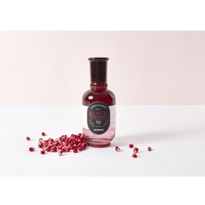 Nước hoa hồng Skinfood Black Pomegranate Toner 180ml
