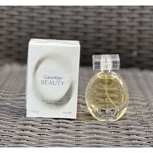 Nước hoa nữ Calvin Klein Beauty Eau de Parfum 30ml