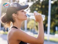 Nước khoáng mặn có tốt không? Lưu ý khi uống nước khoáng mặn