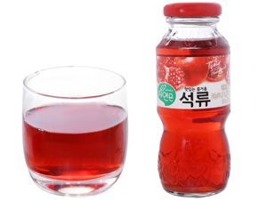 Nước lựu Woongjin chai 180ml
