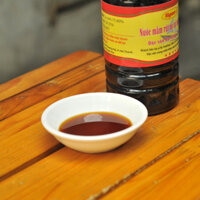 Nước mắm cốt cá cơm rút nỏ đặc sản Ba làng - Thanh Hó loại đặc biệt (chai 1l)