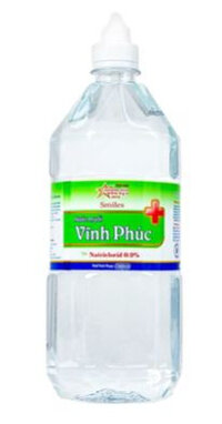 Nước Muối Sinh Lý Vĩnh Phúc Natri Clorid 0.9% sát trùng vết thương (Thùng/12c/1000ml)